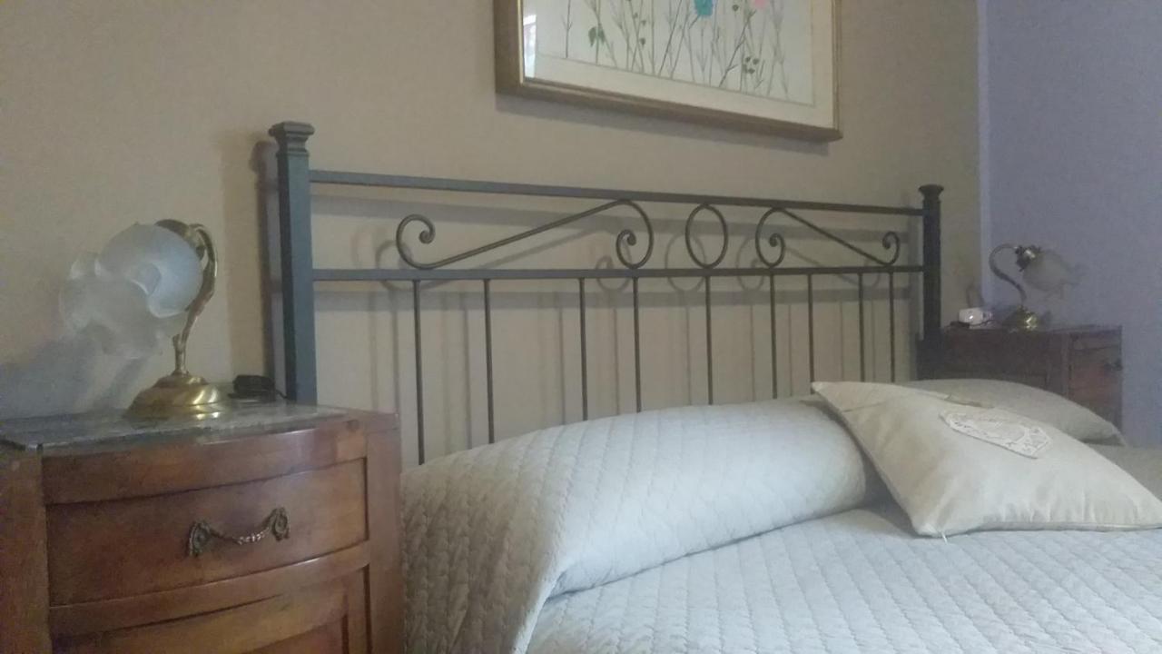Mosci'S Bed & Beer Bed & Breakfast San Damiano d'Asti Bagian luar foto