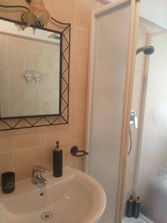Mosci'S Bed & Beer Bed & Breakfast San Damiano d'Asti Bagian luar foto