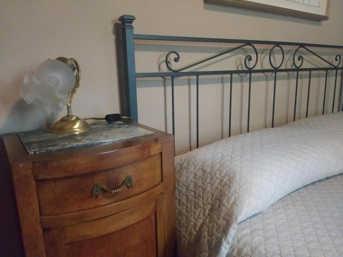 Mosci'S Bed & Beer Bed & Breakfast San Damiano d'Asti Bagian luar foto